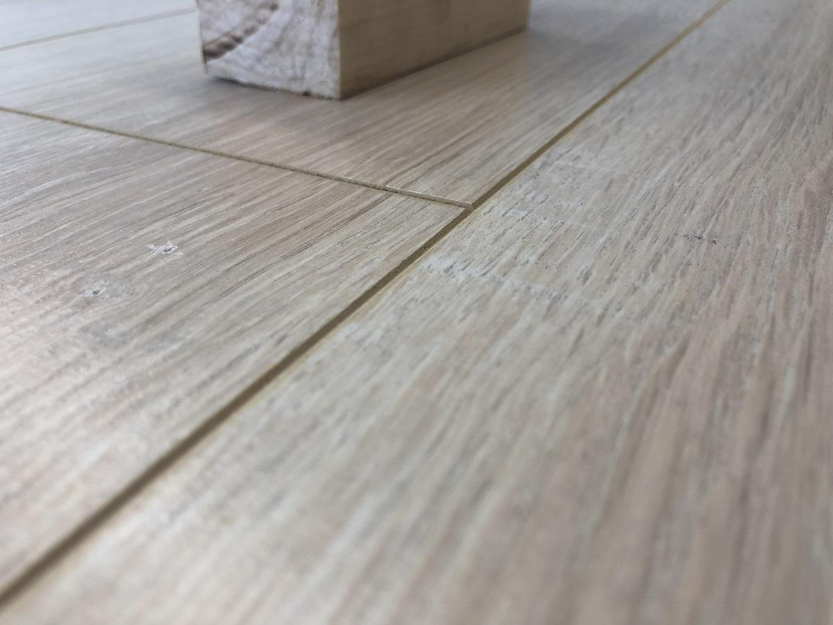 Ламинат "SunFloor" 8/32 4V Дуб Самоа 33 (1380*193*8 мм) — купить в Самаре