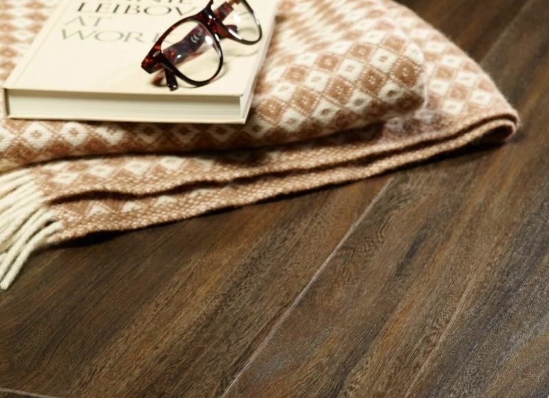 Линолеум бытовой "IVC" Woodlike Edgewood W48 (3м) — купить в Самаре