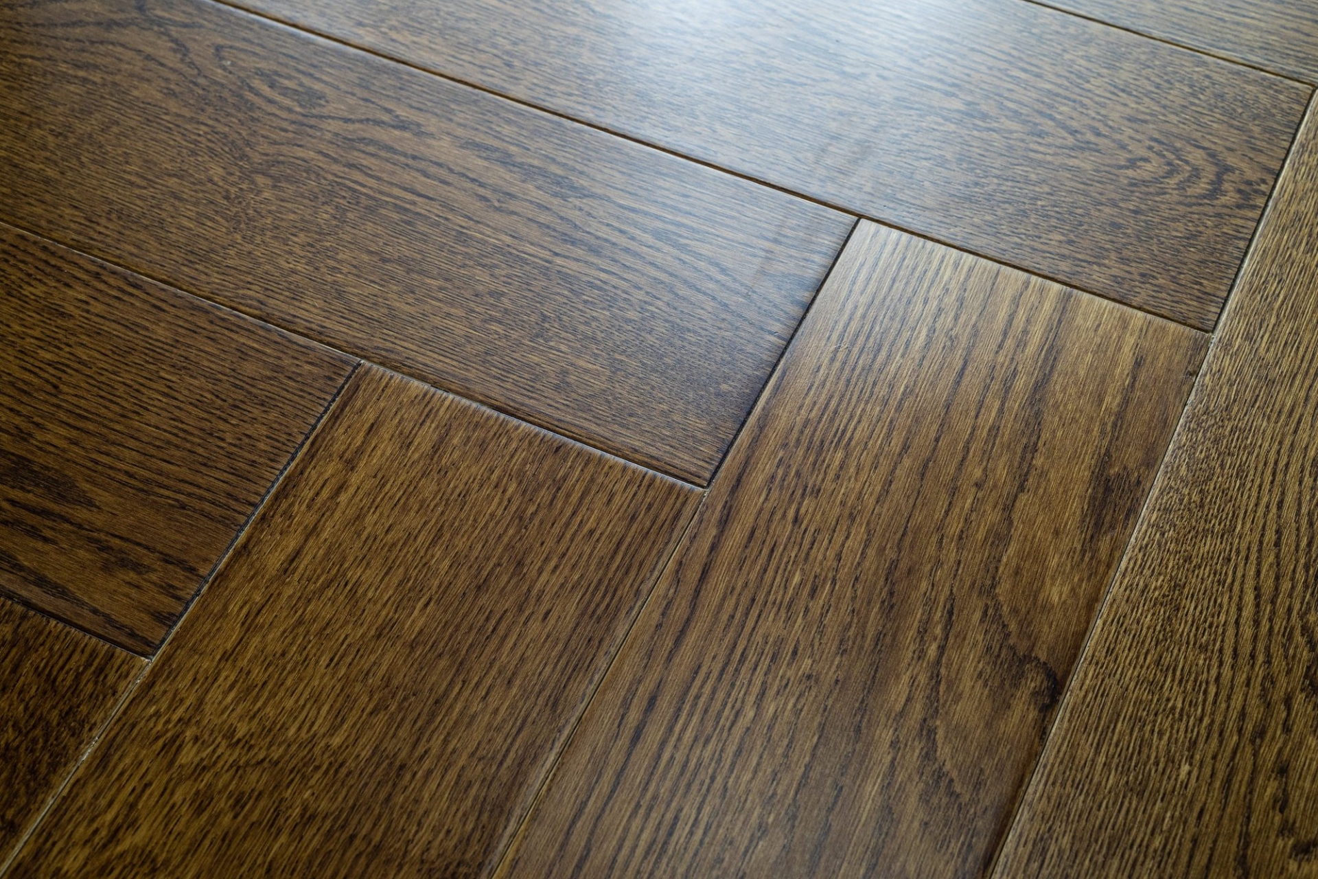 Инженерный паркет «Damy Floor» Ореховый (укладка елочкой) — купить в Самаре